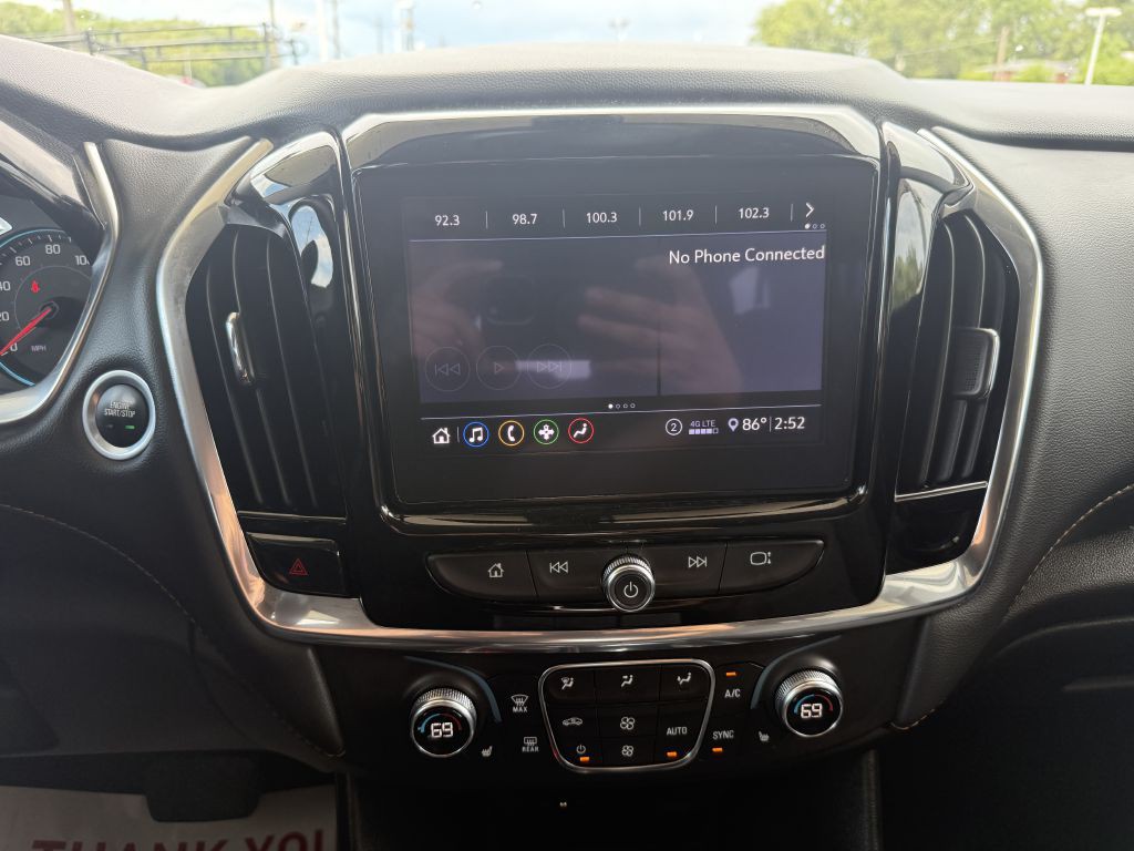 2021 Chevrolet Traverse Image 16