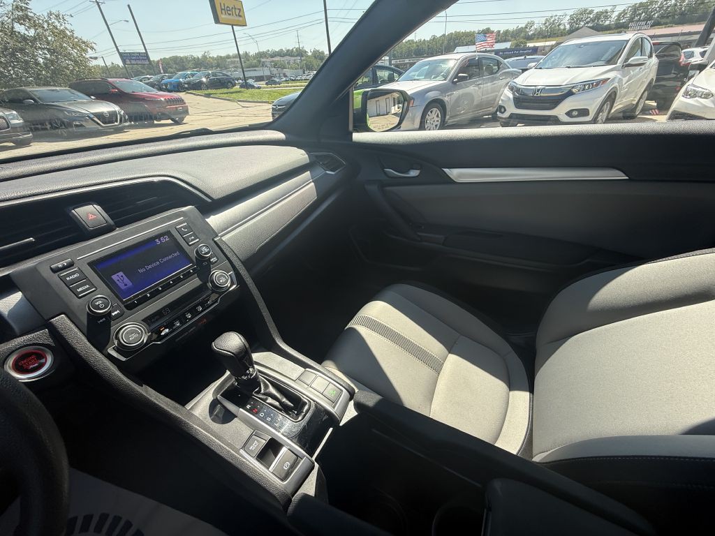 2016 Honda Civic Image 18