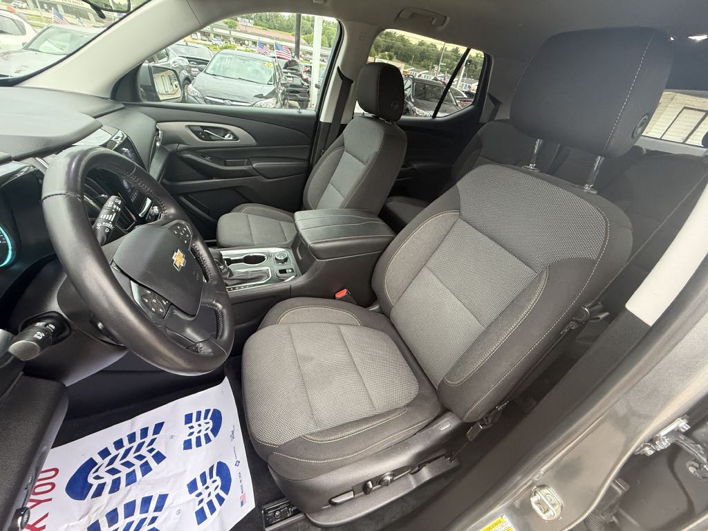 2021 Chevrolet Traverse Image 11