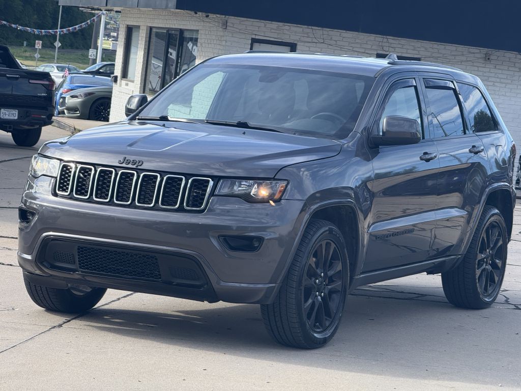 2018 Jeep Grand Cherokee Image 3