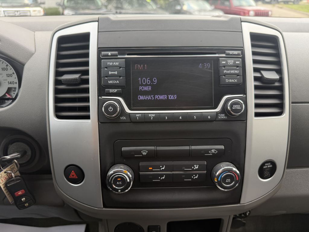 2018 Nissan Frontier Image 15