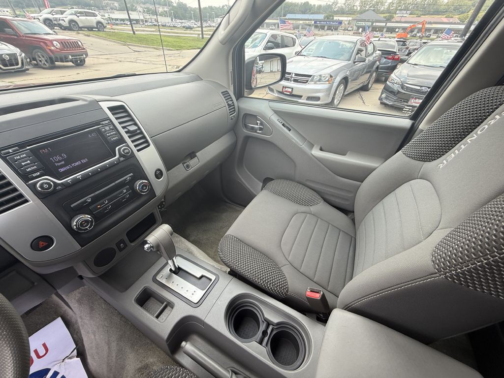 2018 Nissan Frontier Image 18