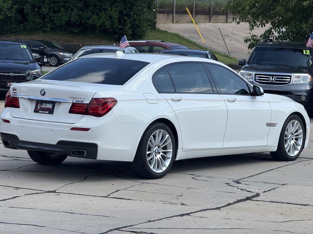 2015 BMW 7 Series Image 7