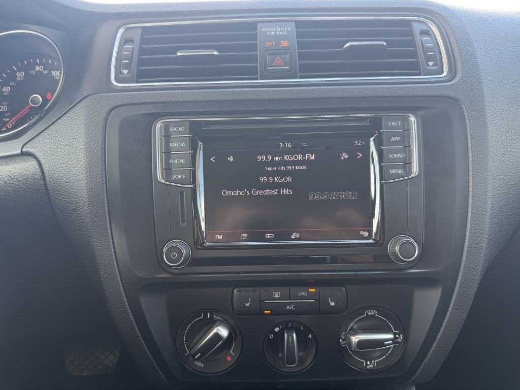 2018 Volkswagen Jetta Image 15