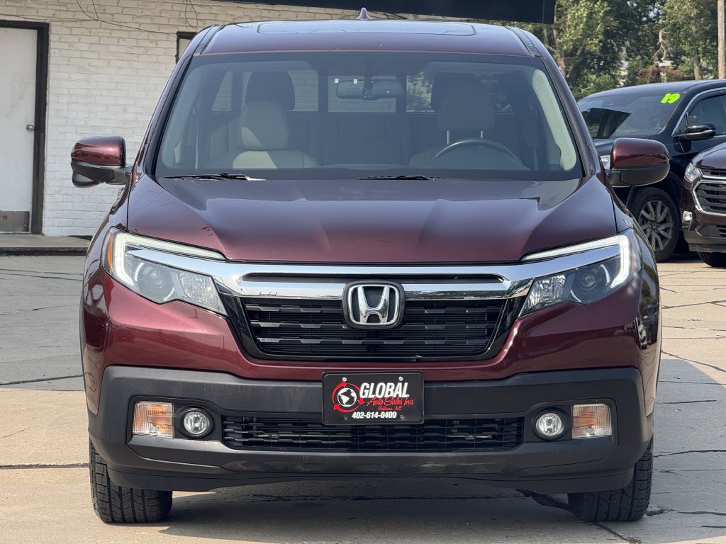 2019 Honda Ridgeline Image 2