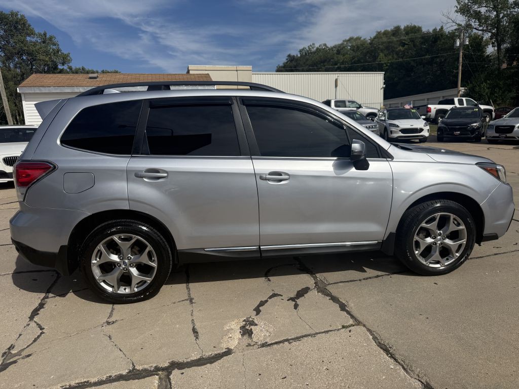 2018 Subaru Forester Image 8