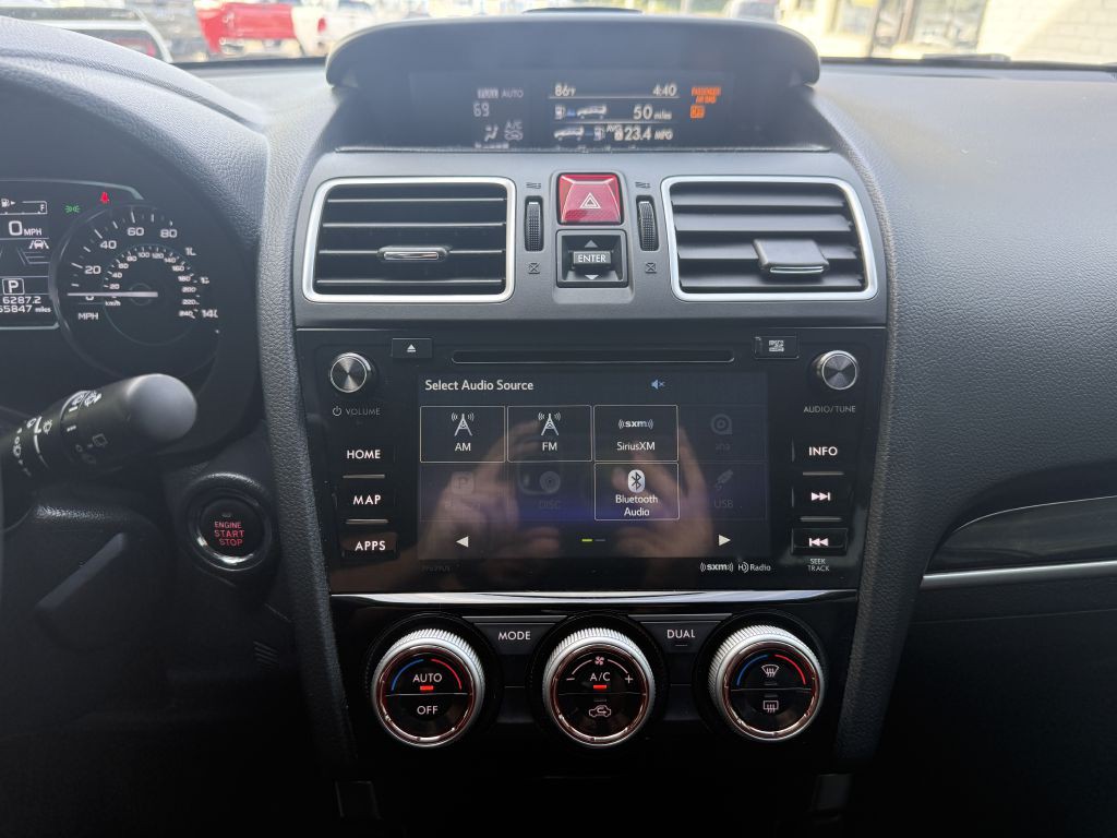 2018 Subaru Forester Image 16