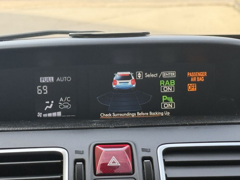 2018 Subaru Forester Image 18