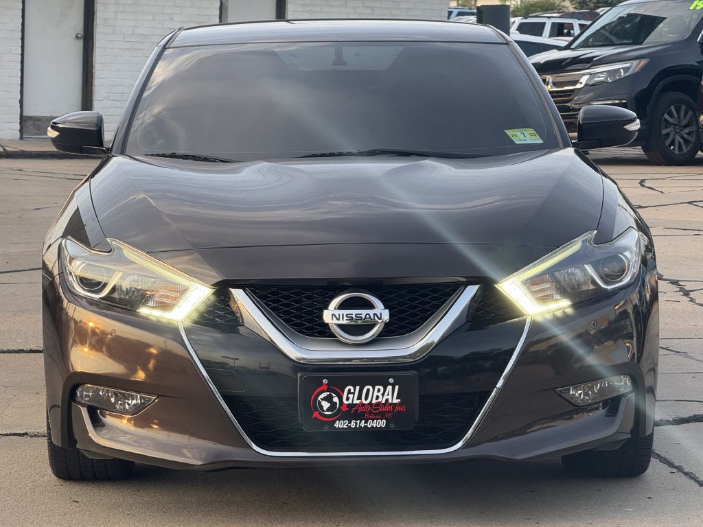 2016 Nissan Maxima Image 2