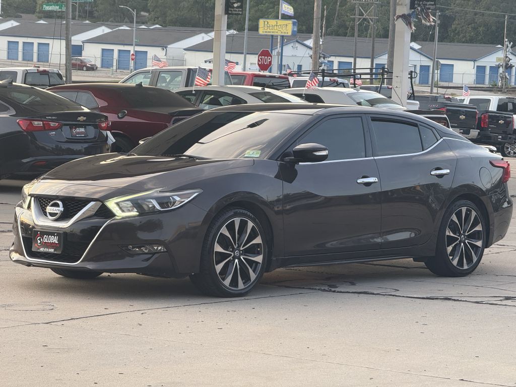 2016 Nissan Maxima Image 3