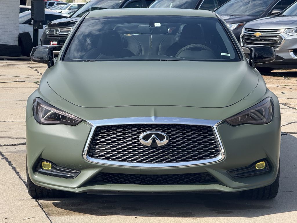 2018 INFINITI Q60 Image 2