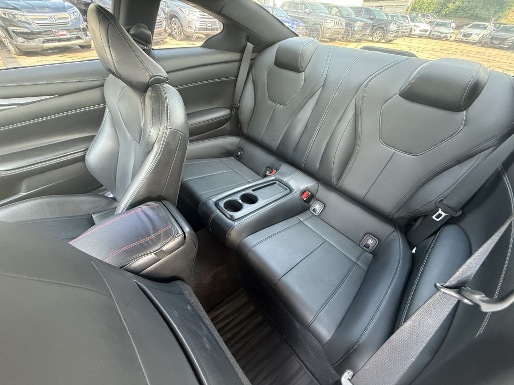 2018 INFINITI Q60 Image 12