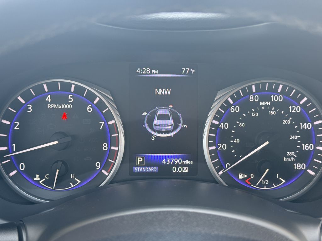 2018 INFINITI Q60 Image 14