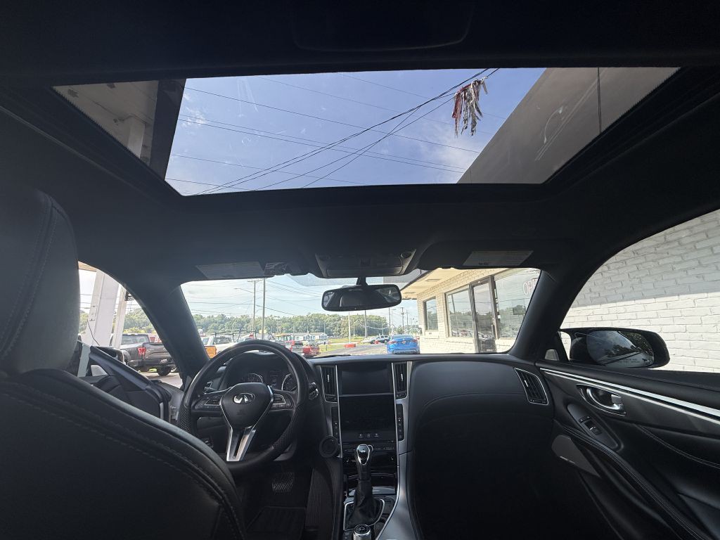 2018 INFINITI Q60 Image 20