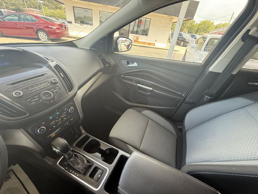 2018 Ford Escape Image 18