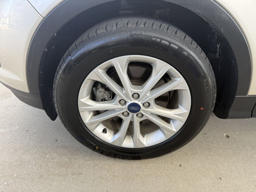 2018 Ford Escape Image 19