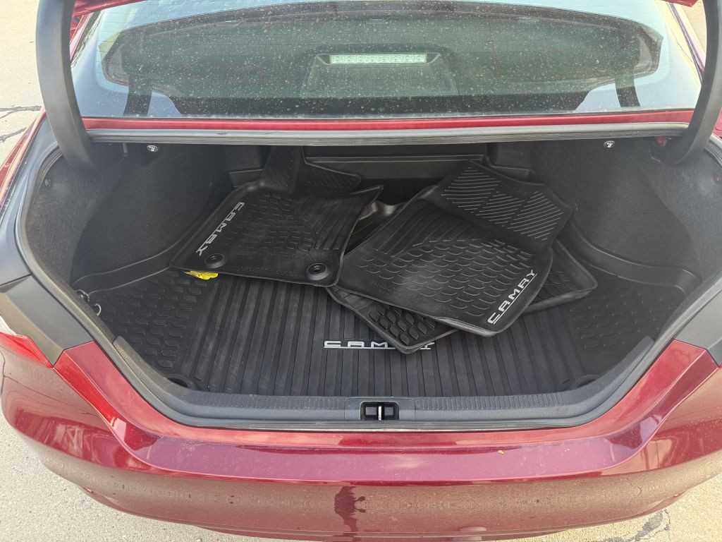 2018 Toyota Camry Image 9