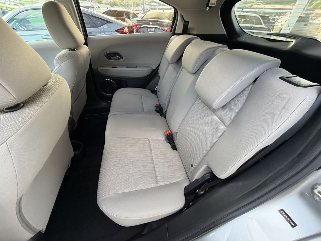 2017 Honda HR-V Image 12