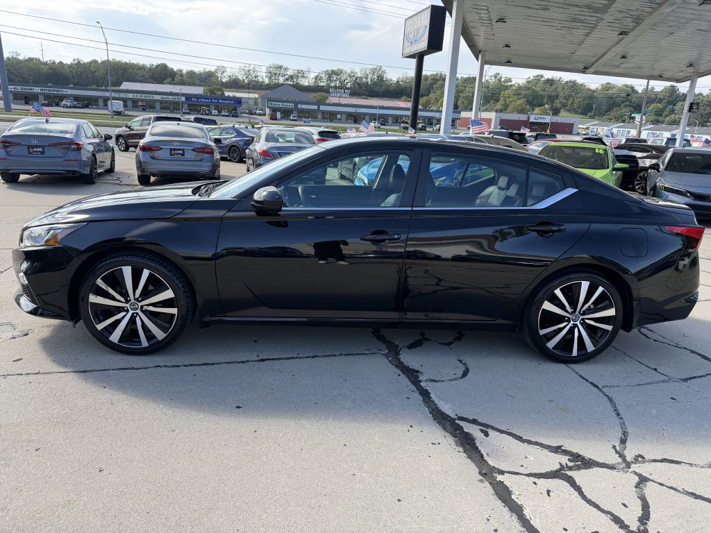 2019 Nissan Altima Image 4