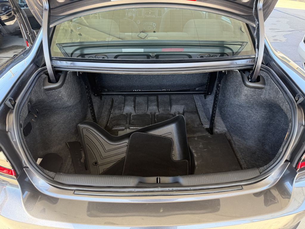 2019 Dodge Charger Image 9