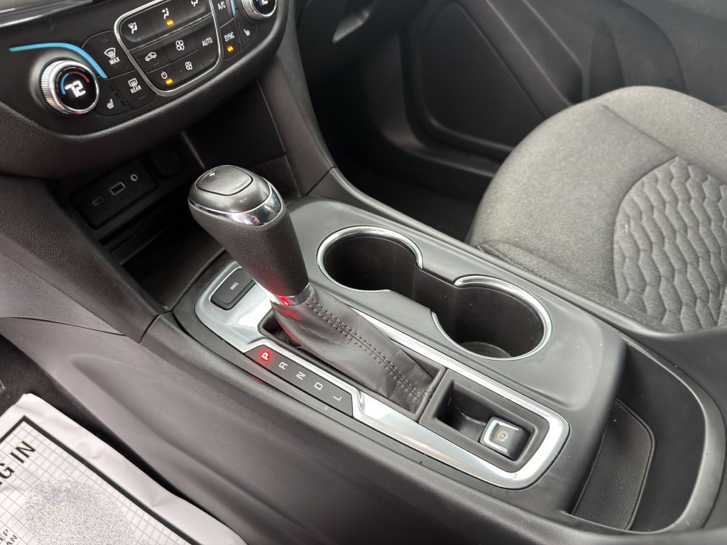 2020 Chevrolet Equinox Image 17