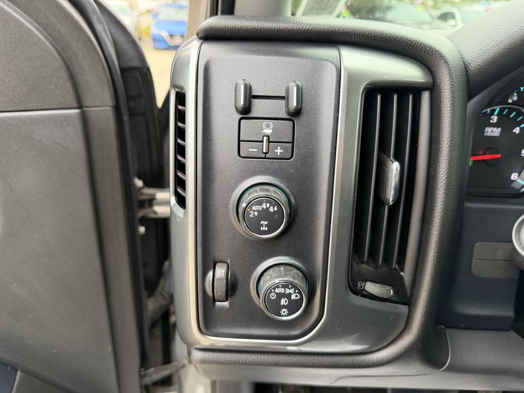2017 Chevrolet Silverado 1500 Image 13