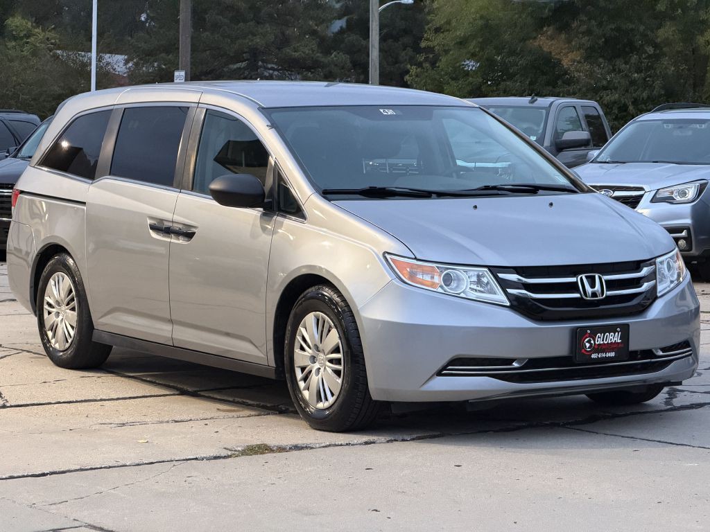2017 Honda Odyssey Image 1