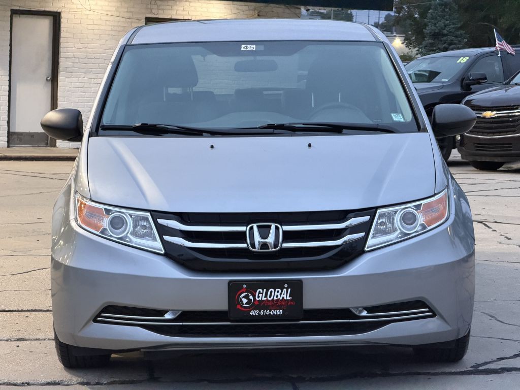 2017 Honda Odyssey Image 2