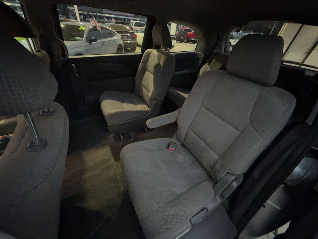 2017 Honda Odyssey Image 11