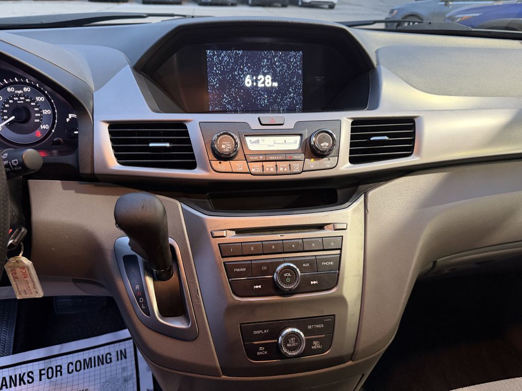 2017 Honda Odyssey Image 15