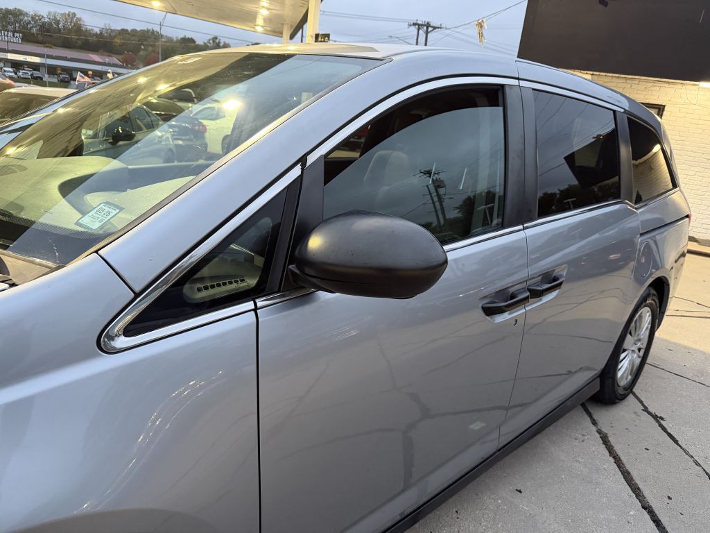 2017 Honda Odyssey Image 19