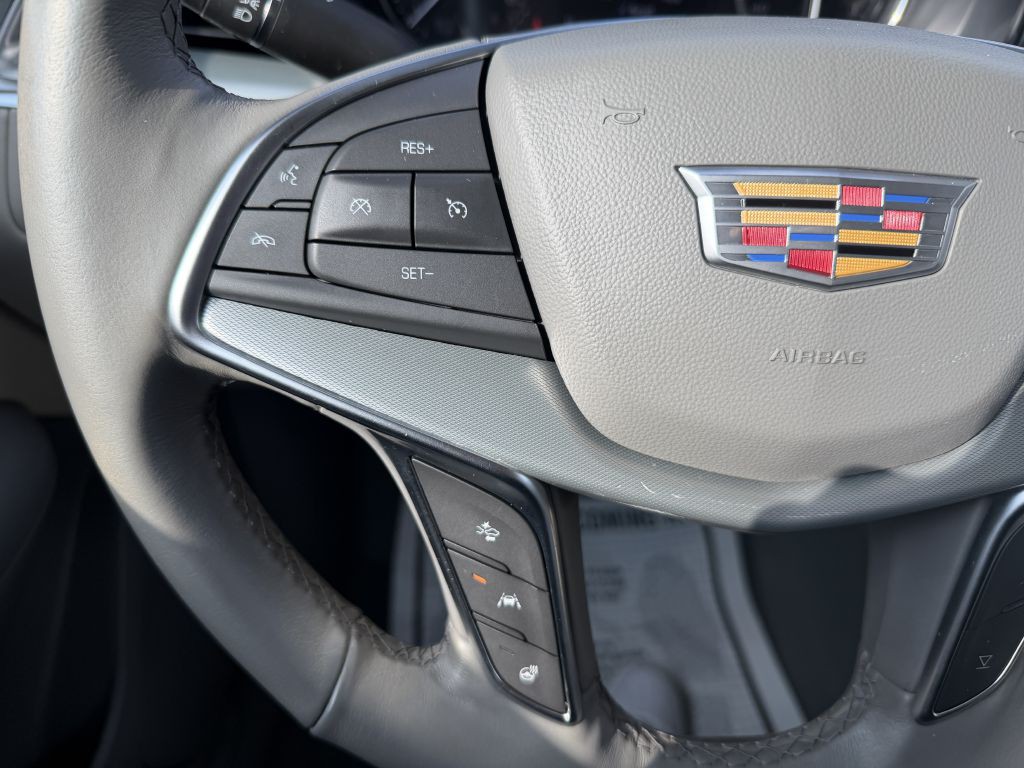 2022 Cadillac XT5 Image 14