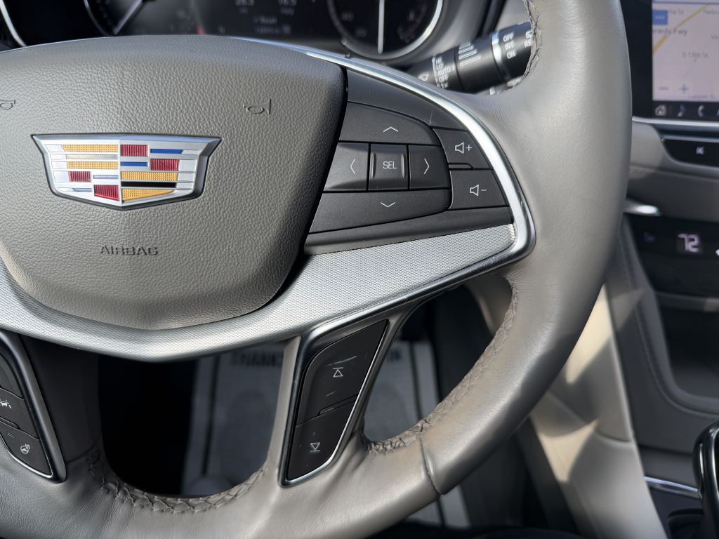 2022 Cadillac XT5 Image 15