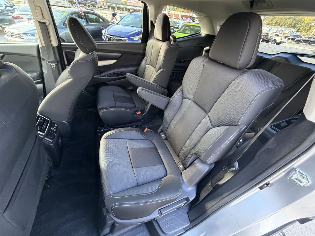 2022 Subaru Ascent Image 12