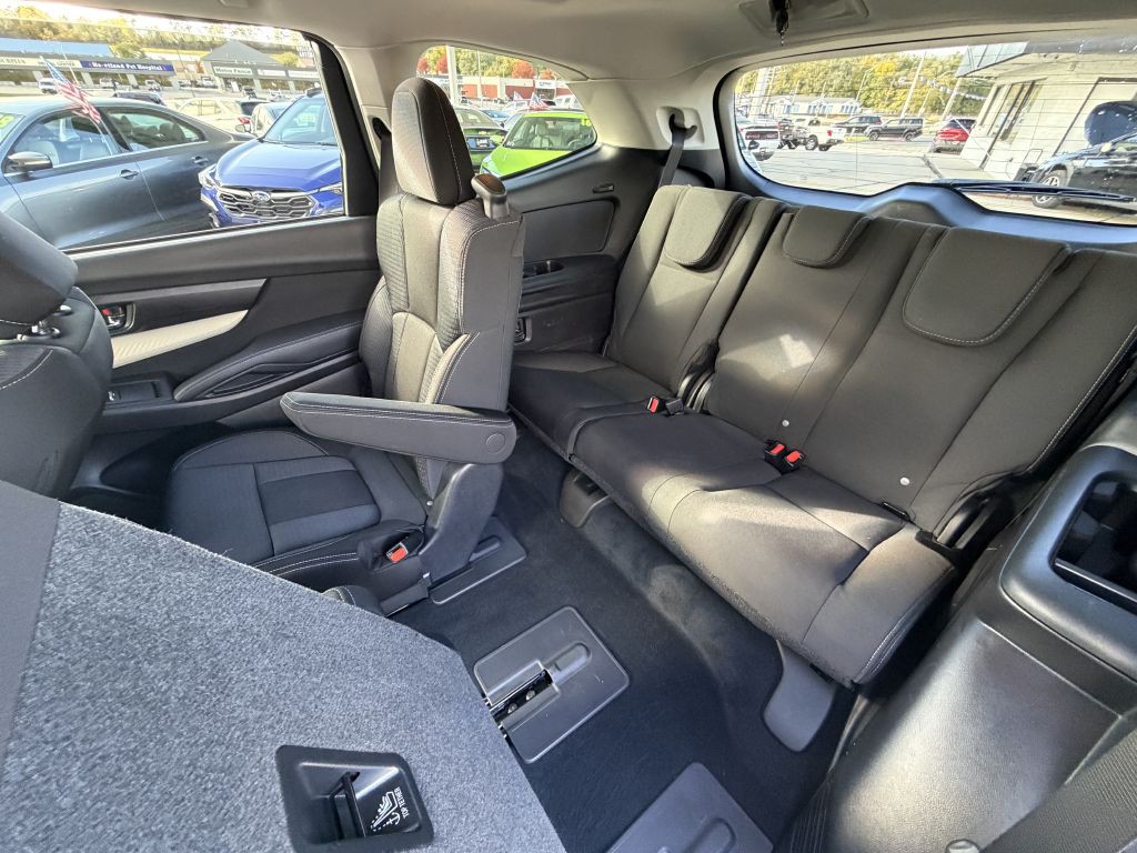 2022 Subaru Ascent Image 13