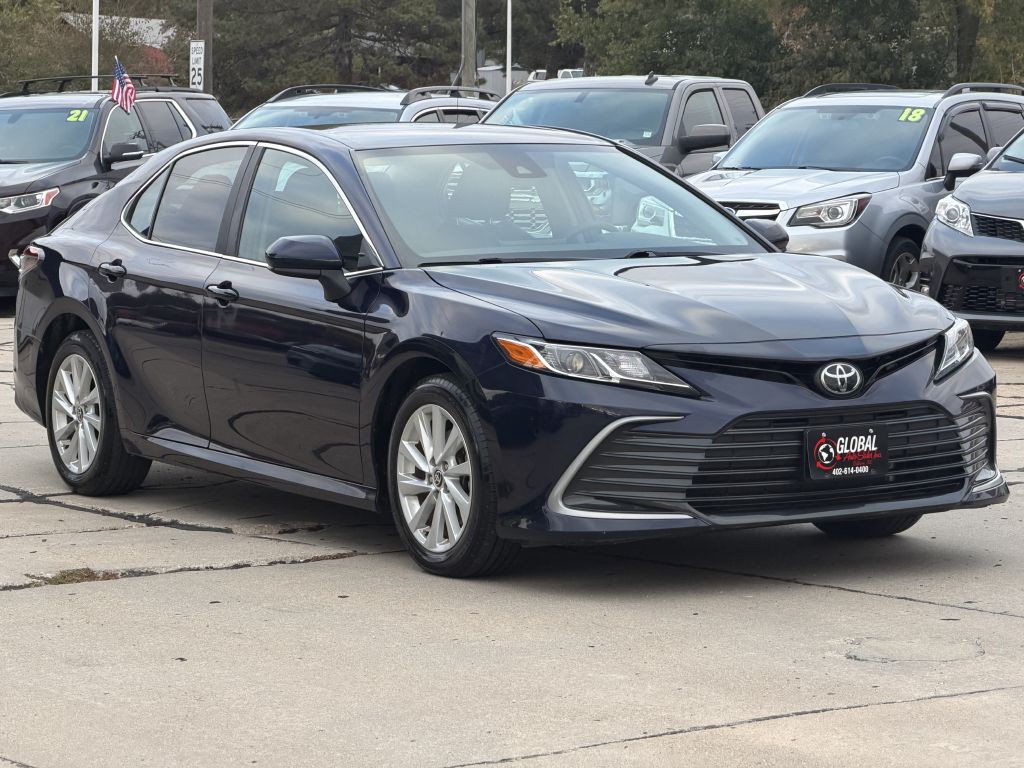 2021 Toyota Camry Image 1
