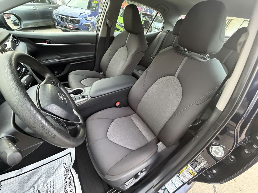 2021 Toyota Camry Image 11
