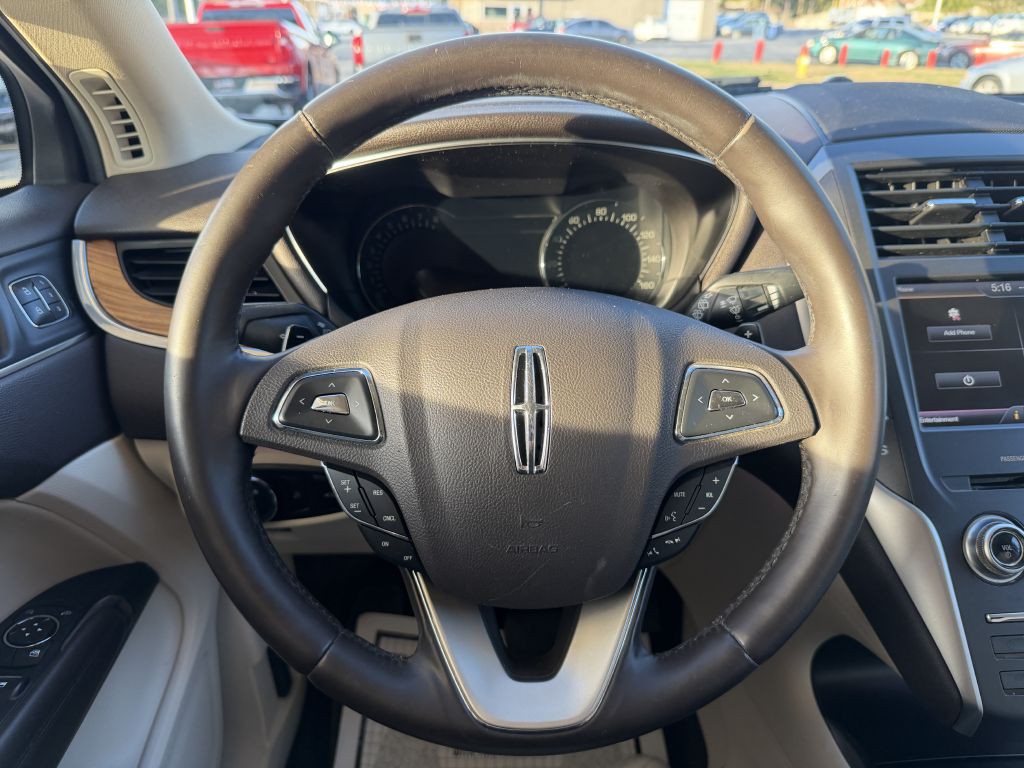 2015 Lincoln MKC Image 13