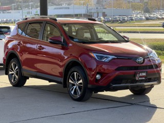 Image for 2017 Toyota Rav4 XLE ID: 6976712