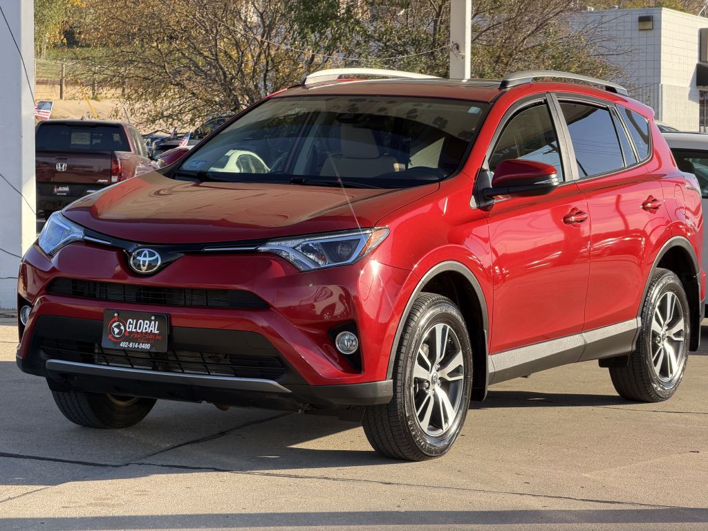 2017 Toyota Rav4 Image 3