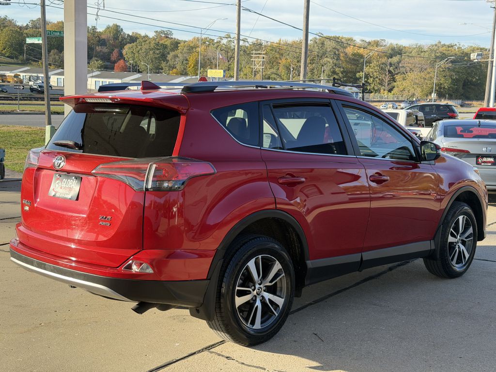 2017 Toyota Rav4 Image 7