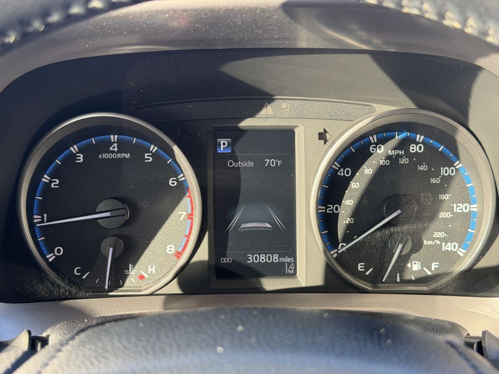 2017 Toyota Rav4 Image 14