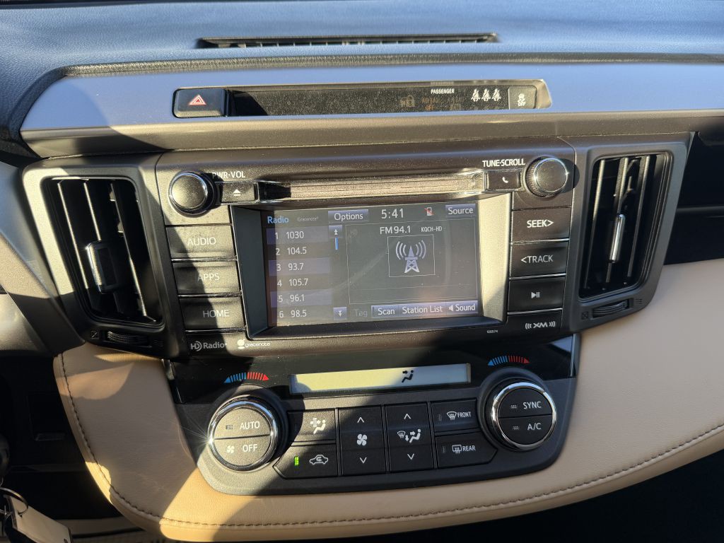 2017 Toyota Rav4 Image 15