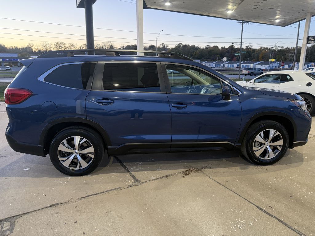 2022 Subaru Ascent Image 8
