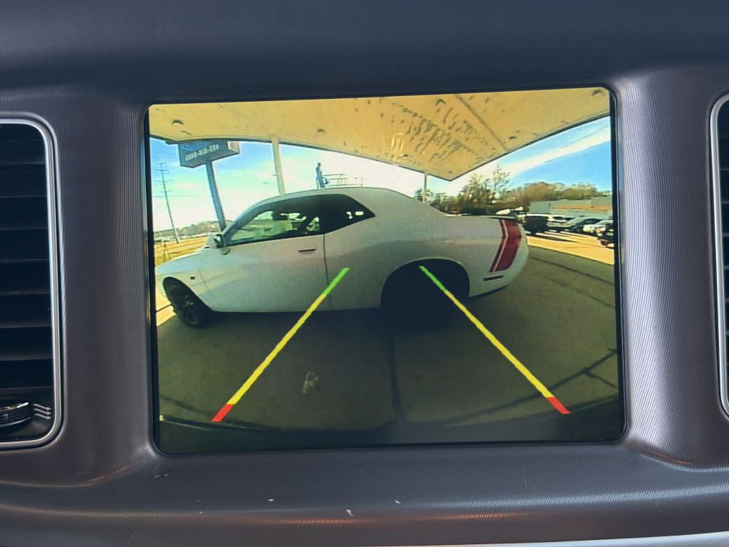 2022 Dodge Charger Image 16