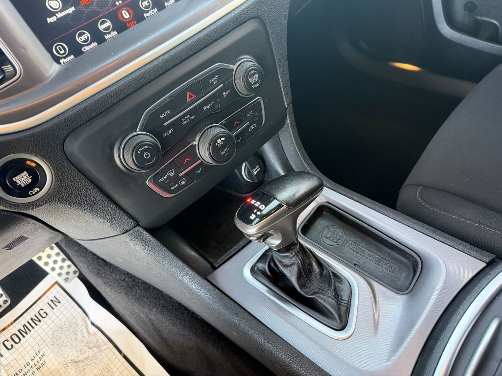 2022 Dodge Charger Image 17