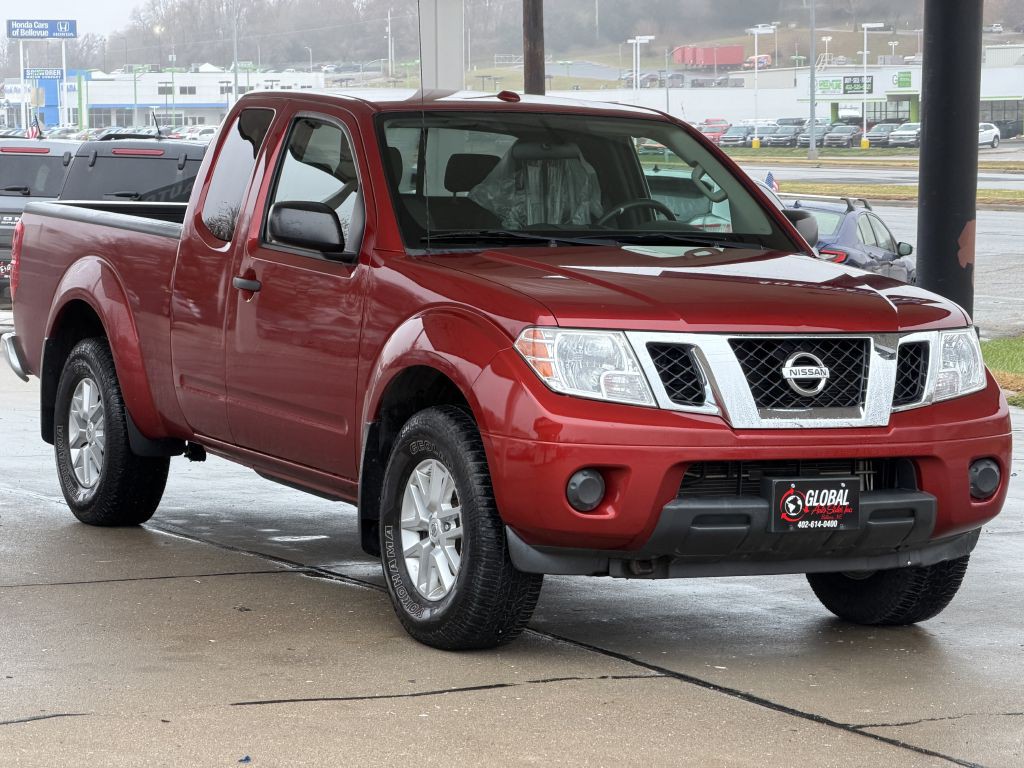 2015 Nissan Frontier Image 2