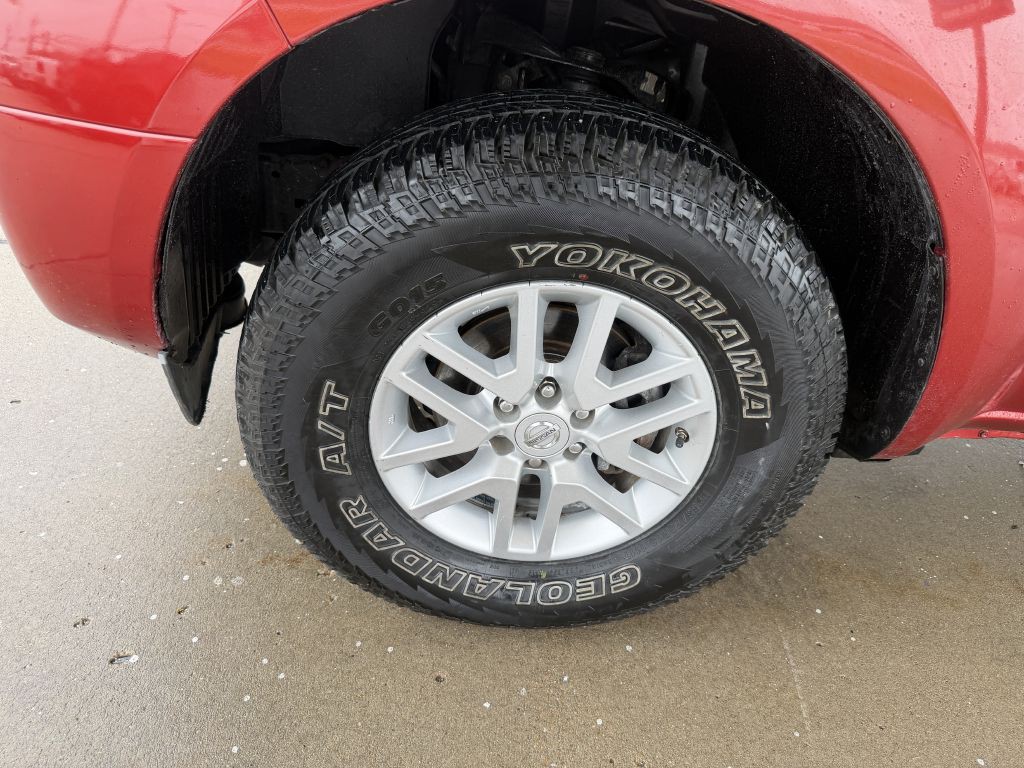 2015 Nissan Frontier Image 19