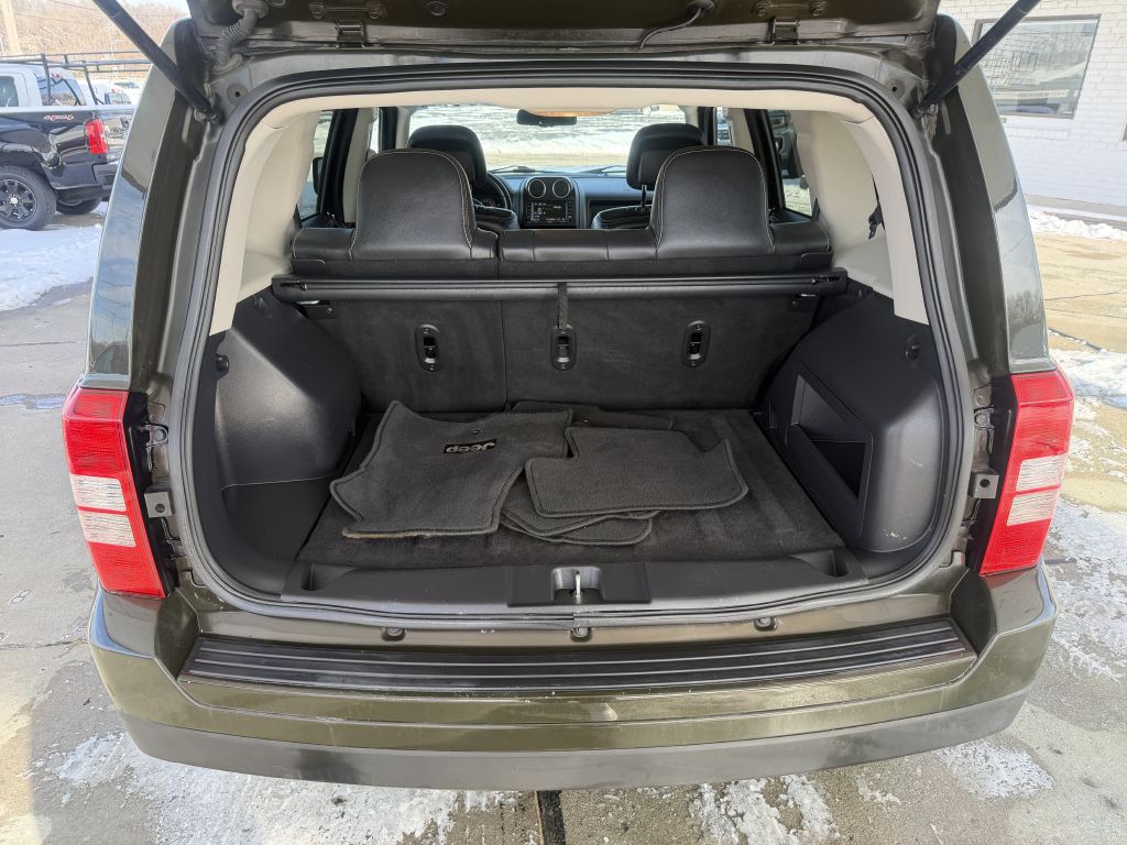 2017 Jeep Patriot Image 10