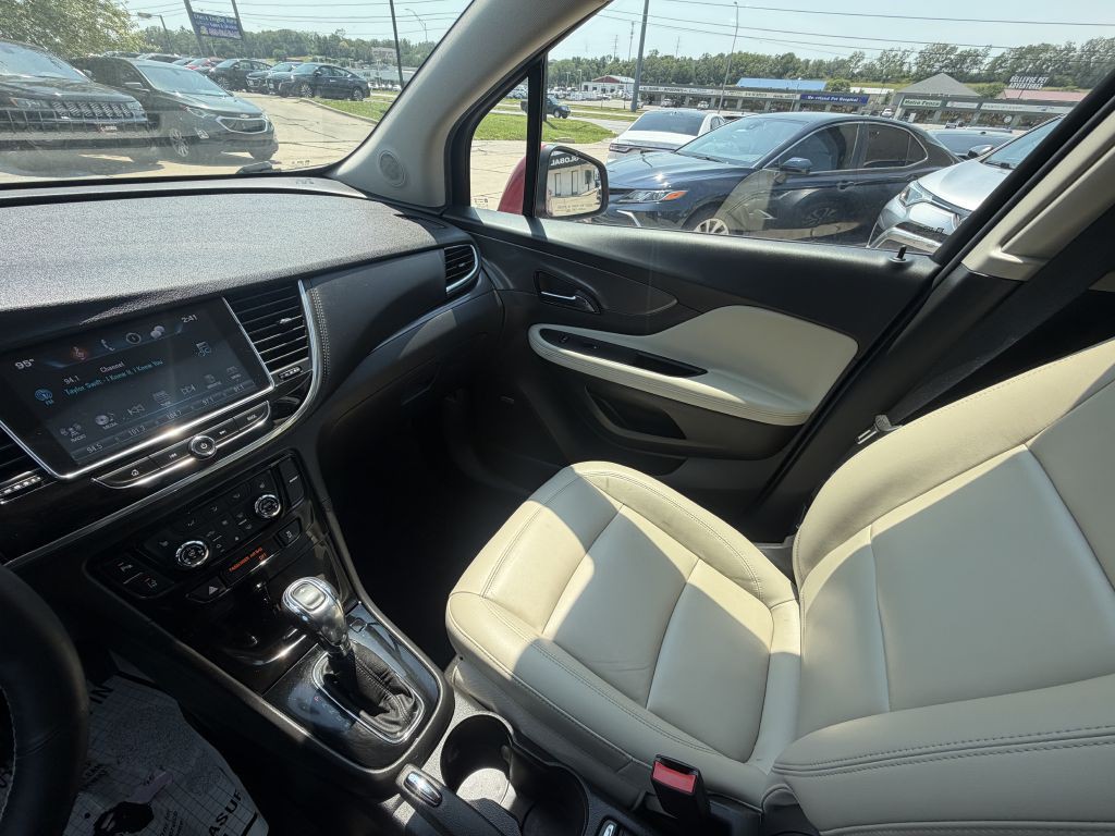2017 Buick Enclave Image 17